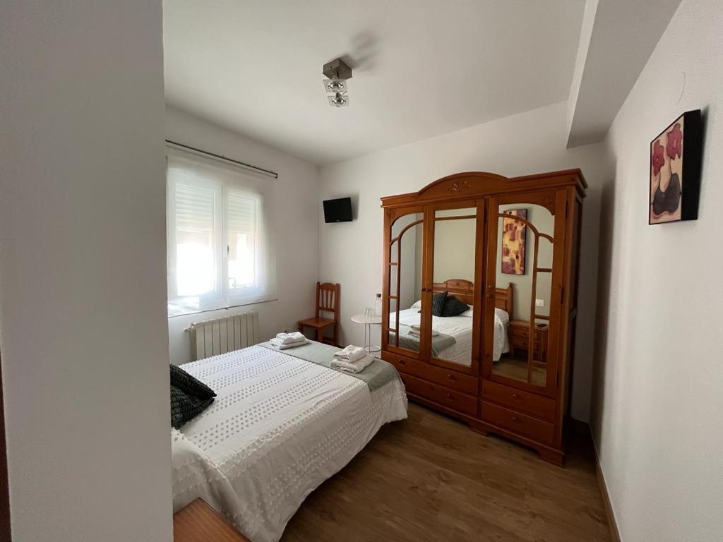 Pension Plaza Palas de Rei Luaran gambar