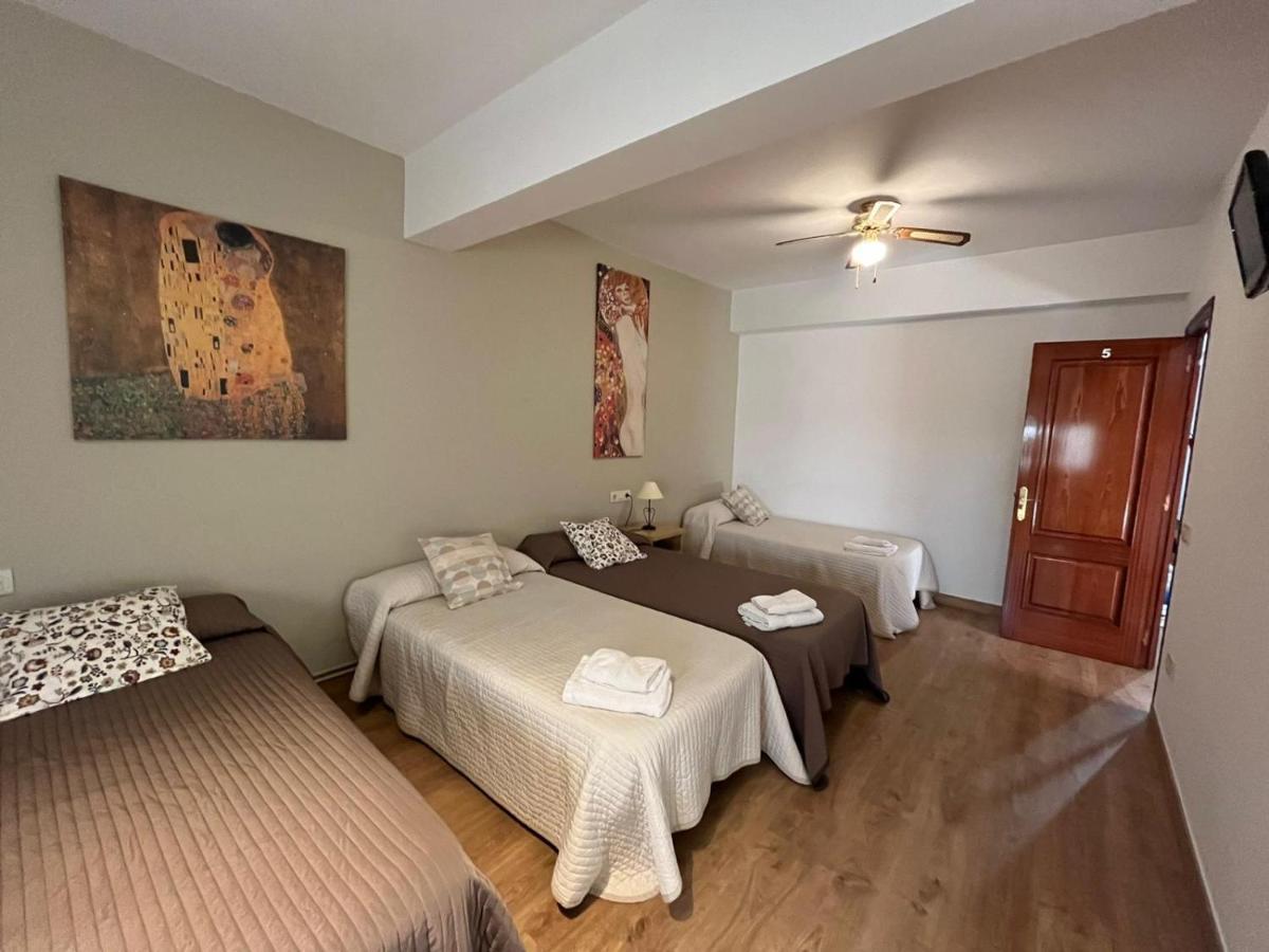 Pension Plaza Palas de Rei Luaran gambar